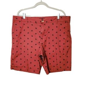 Izod Red Embroidered Lobster Shorts Men's Size 38